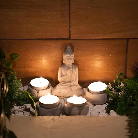 Le Balneo Jacuzzi Vieil Safranier Antibes