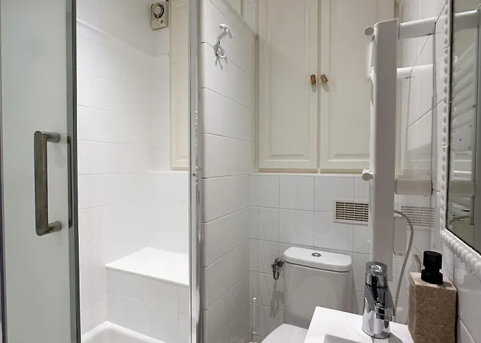 Le Balneo Jacuzzi Vieil Safranier Apartamento *